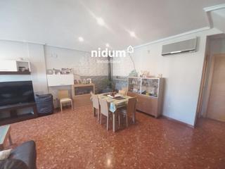 Casa adossada a Llosa de Ranes. Adosado en venta en la llosa de ranes, con garaje, patio y terra