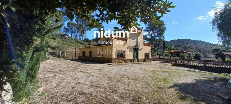 Foto bd5f1854-4cce-434d-9c6c-bac565175536. Xalet amb piscina a Xàtiva