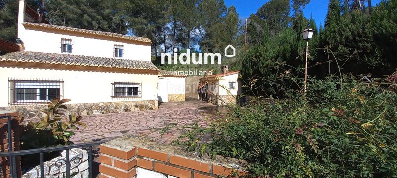 Foto c35d4d0a-bd77-495e-98a4-25ce5db7d2a4. Xalet amb piscina a Xàtiva
