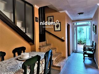 Casa in Novetlè. Casa en venta en novetlé, con terraza y patio.