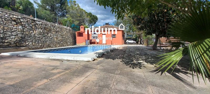 Foto 375c8b74-9089-406e-8207-b55e6de2a3f5. Xalet amb piscina a Xàtiva