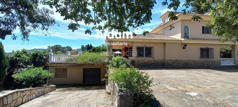 Foto ca5818e9-5955-48c5-a4ee-fe40e32e7f02. Xalet amb aparcament piscina a Xàtiva