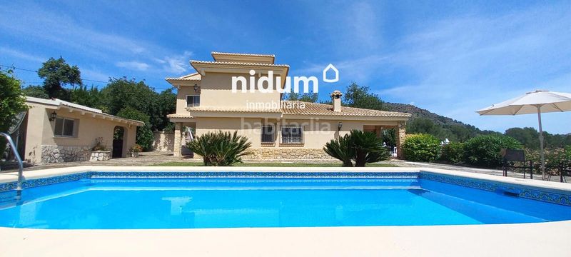 Foto fe78fbb5-bb69-4d9b-8a64-aa3d8b54dc54. Xalet amb aparcament piscina a Xàtiva