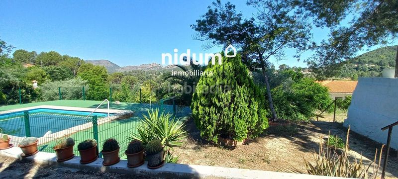 Foto f0242cfe-e995-49cd-9e29-9d00182004a1. Xalet amb piscina a Xàtiva