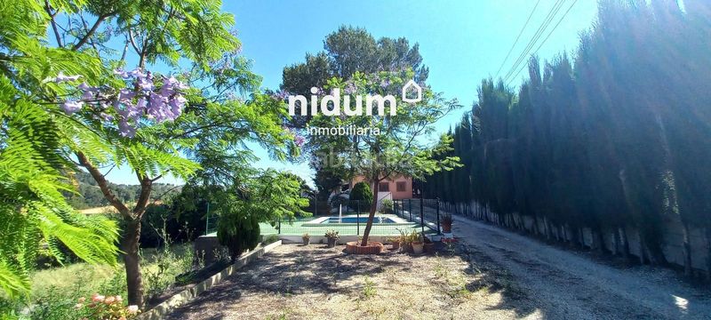 Foto f4b16514-bad0-4dd9-bff3-f508b0b00fff. Xalet amb piscina a Xàtiva