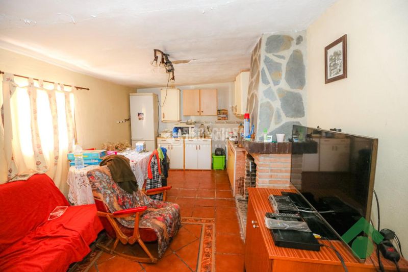 Foto 90a6f225-1f2a-4032-aa13-9ff0da73e1b7. Masia amb aparcament a El Rescate - Río Seco Almuñécar