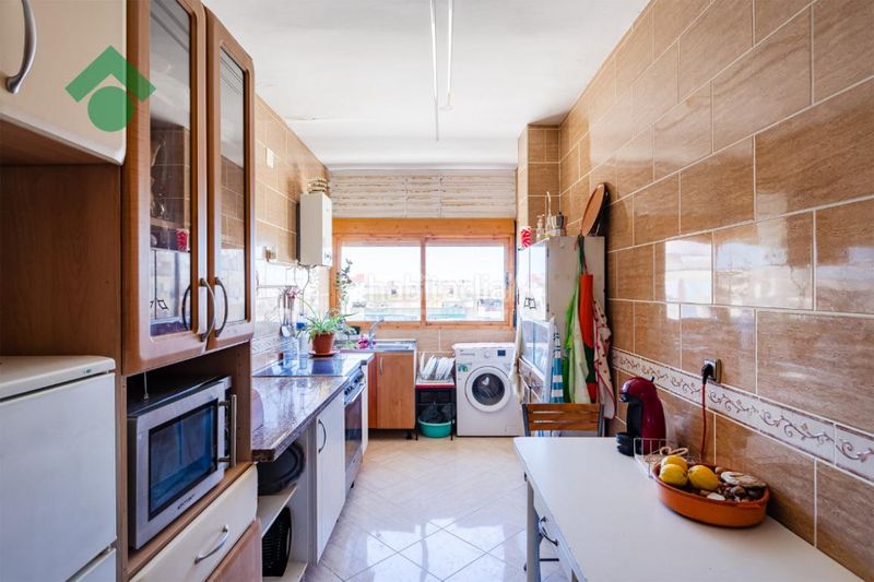 Foto ed940d05-343c-4d9e-8f60-2e7308e9bb8f. Pis a Almuñecar centro Almuñécar