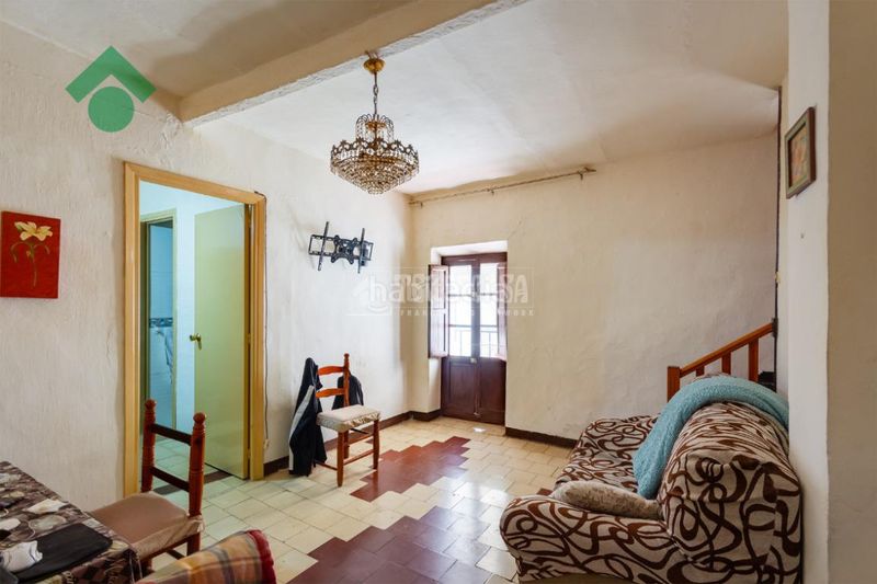 Foto 3da1e54e-f492-45c9-9a56-36badea2007c. Casa aparellada a Almuñecar centro Almuñécar