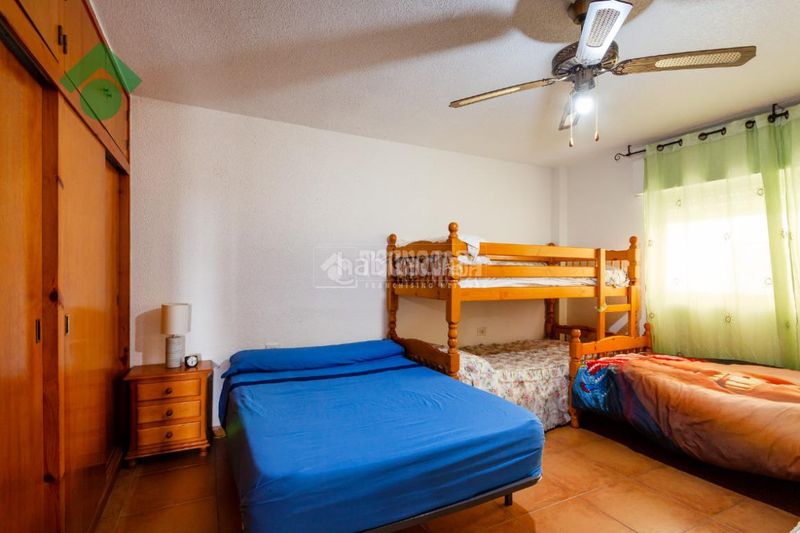 Foto b3c3f83e-fad2-4266-83ca-fd0df24130ce. Piso  en venta en Almuñecar centro Almuñécar