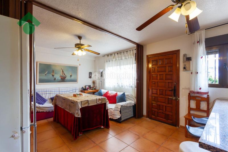 Foto d9c12a44-4391-430b-9275-1939433985f8. Piso  en venta en Almuñecar centro Almuñécar