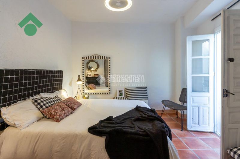 Foto 45030871-2469-482e-96d0-c5a3d25e3ee3. Casa aparellada a Jete