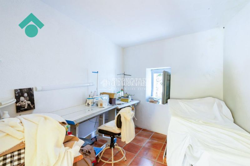 Foto be994fbe-1a8b-4355-a515-6a410d61f756. Casa aparellada a Jete