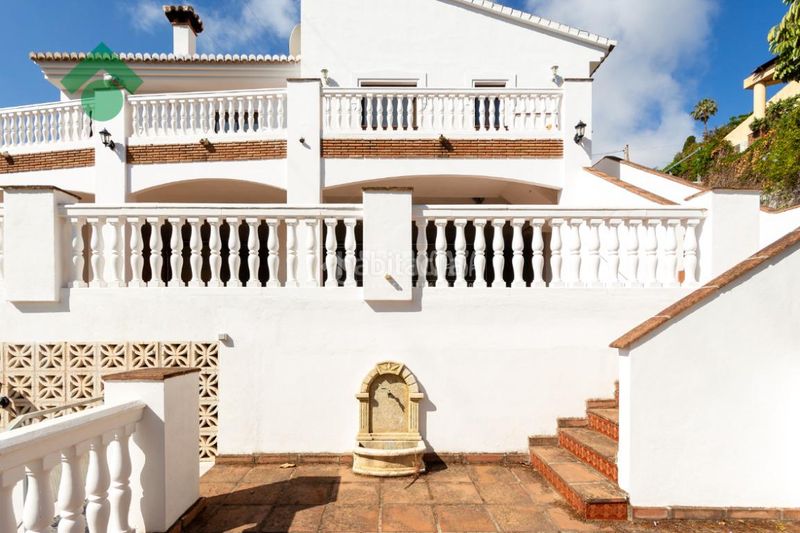 Foto 547964ef-3f48-4041-866f-60fb04ceaf74. Casa amb aparcament a Urb. San Antonio Almuñécar