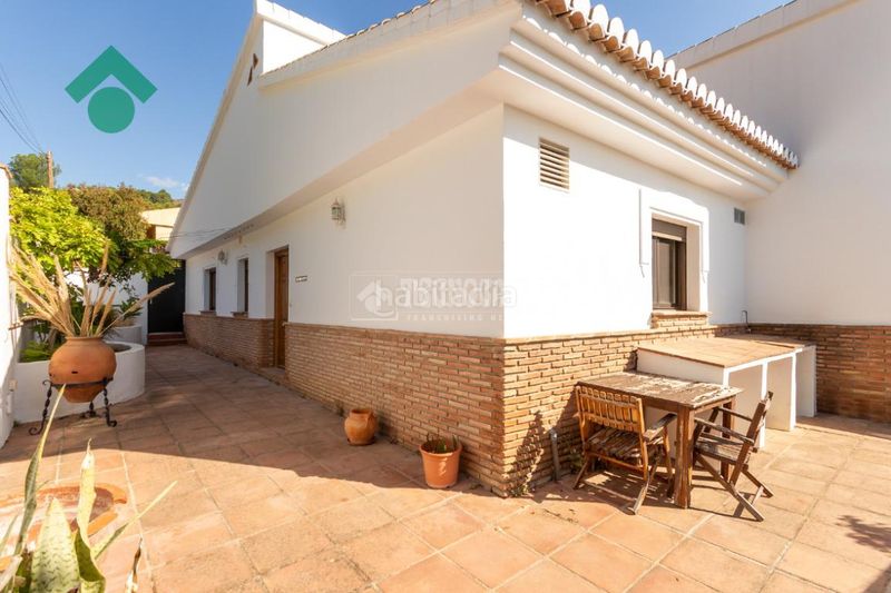 Foto 75d4e3cd-54fb-4459-9604-3525d65fd834. Casa amb aparcament a Urb. San Antonio Almuñécar