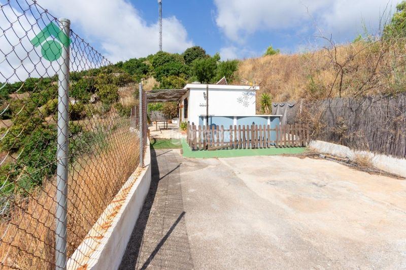 Foto a1781827-13b0-4db1-a176-fa2184c9876c. Masia amb aparcament piscina a El Rescate - Río Seco Almuñécar