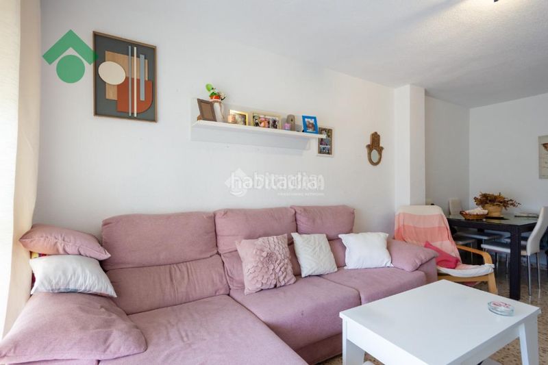 Foto 3638aa04-9b82-48e7-9bb6-d5d08964f0ac. Piso  en venta en Almuñecar centro Almuñécar
