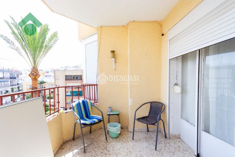 Foto 7d898da4-3f53-405b-89e7-be0ea8a3f8a5. Piso  en venta en Almuñecar centro Almuñécar