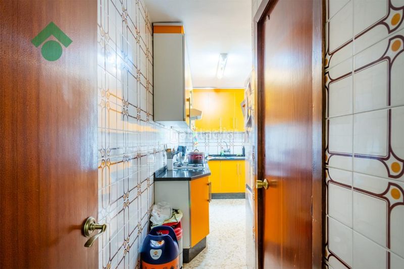 Foto b134b115-b645-4834-9a3a-e13b3be5de46. Piso  en venta en Almuñecar centro Almuñécar