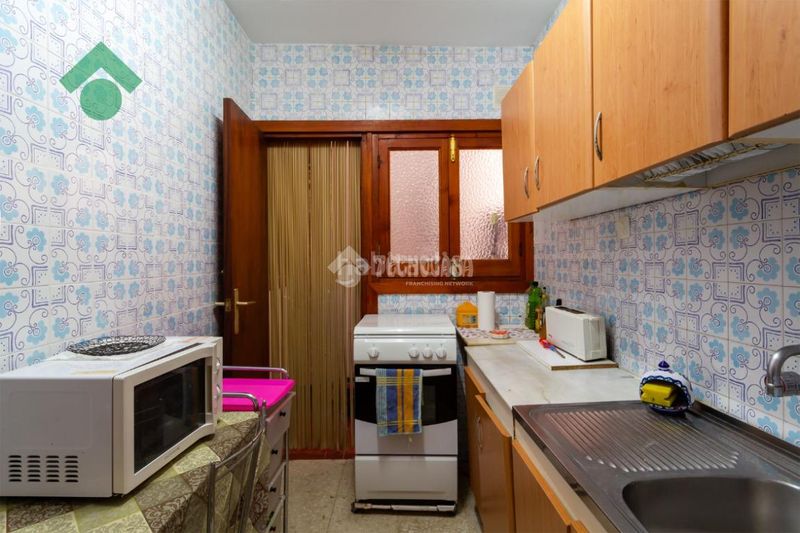 Foto d35b6abc-6e47-49e9-820d-82a0b6e927ba. Pis a Almuñecar centro Almuñécar