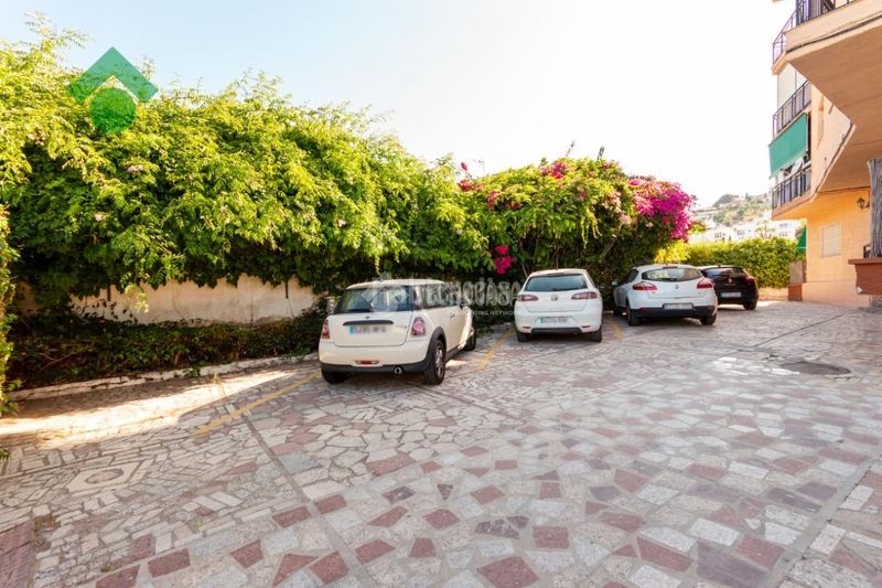 Foto f736fe1d-33b8-4d53-9236-c8e3144b2022. Flat in Velilla - Velilla Taramay Almuñécar