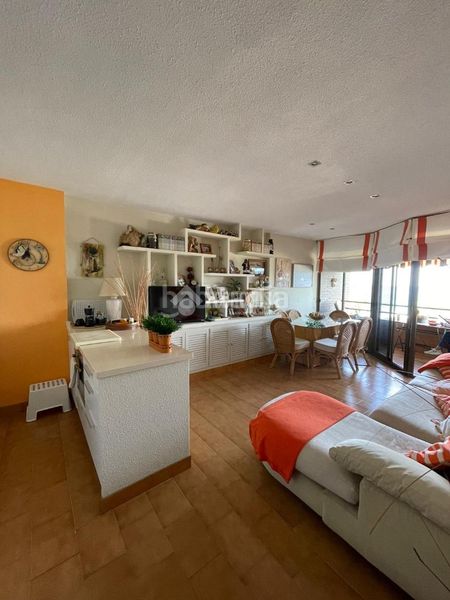 Foto 4d4bccf1-b666-44f9-92af-b78440b22d45. Rent flat with parking pool in Velilla - Velilla Taramay Almuñécar