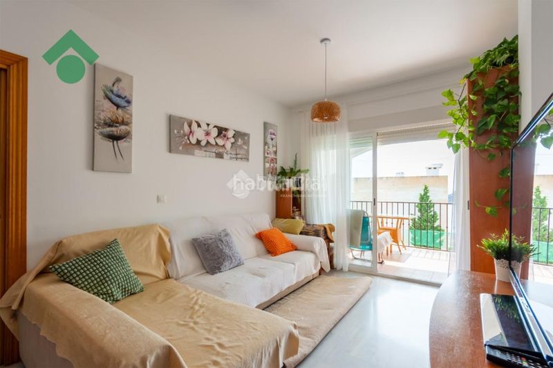 Foto a63465b2-484d-4184-a7eb-ce23488c9ca9. Dúplex amb aparcament a La Herradura Almuñécar