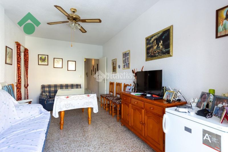 Foto bb3b5e5e-3652-4129-abc1-30860e4c279d. Piso  en venta en Almuñecar centro Almuñécar