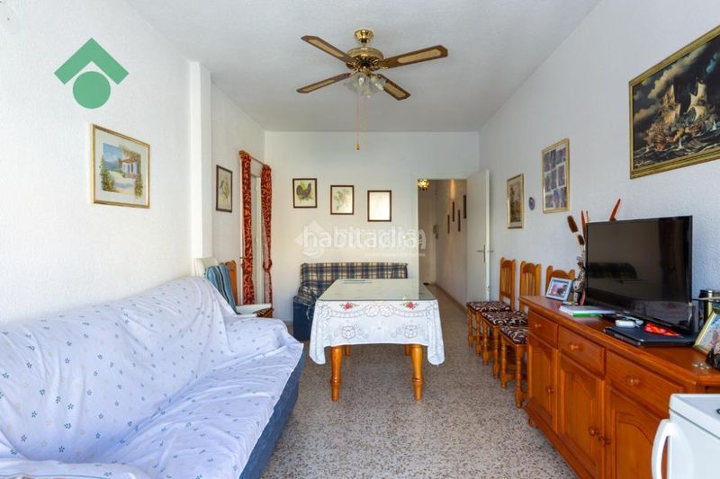 Foto c042b34c-5c11-43ee-ae5c-e3e6e32b8cbf. Piso  en venta en Almuñecar centro Almuñécar
