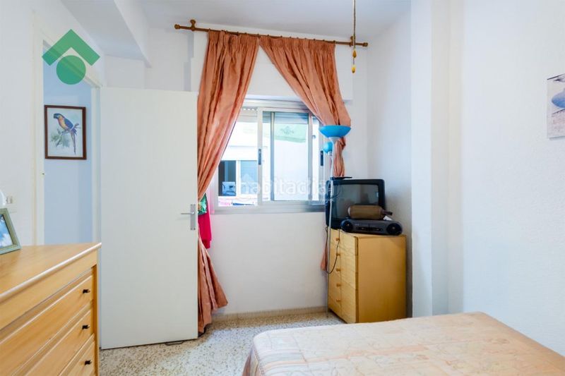 Foto dd4eb1b0-30e2-4d52-a868-51ae094d0969. Piso  en venta en Almuñecar centro Almuñécar