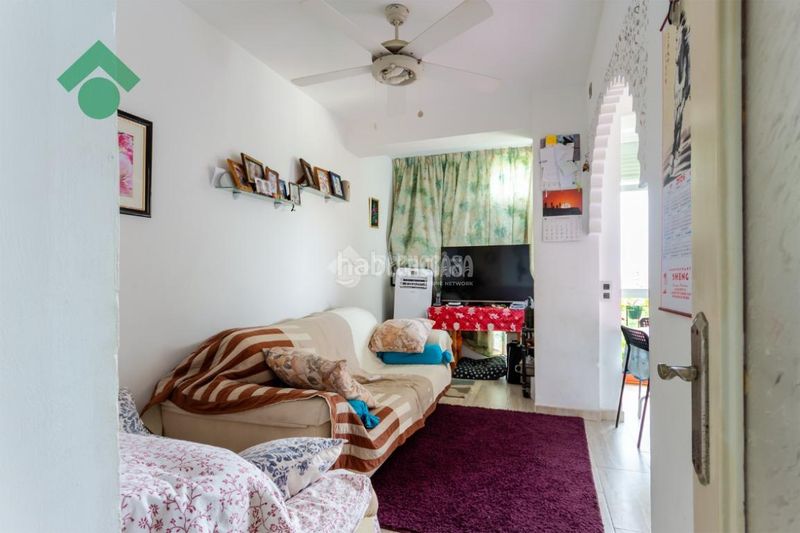 Foto 41e2f81b-6313-4ba1-b918-a9d3f094b83f. Piso  en venta en Almuñecar centro Almuñécar