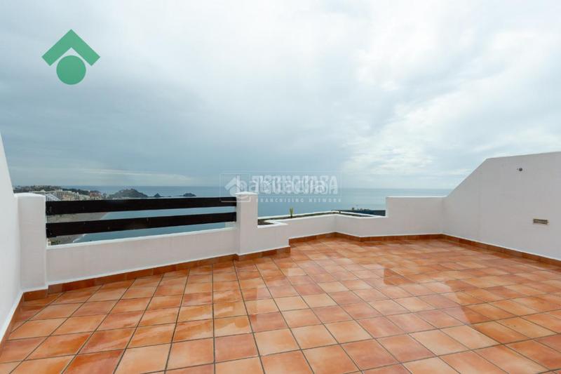 Foto 69717276-0b28-44cc-abca-71b2159e64a7. Rent towny house with parking in Cotobro Almuñécar