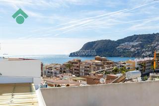 Casa aparellada a La Herradura. Casa en venta en almuñécar