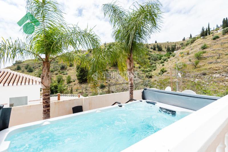 Foto 554274b6-685c-4e66-b3b3-419a87e98d8c. Casa aparellada amb aparcament a Cotobro Almuñécar