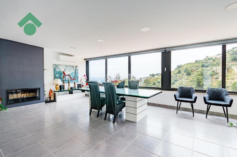 Foto c97ac625-5e90-4332-84a6-e15d3405dec4. Casa aparellada amb aparcament a Cotobro Almuñécar