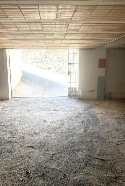 Foto 588502c8-e409-4ffb-b0b8-97d8ea6c3fb8. Aparcament cotxe a Velilla - Velilla Taramay Almuñécar