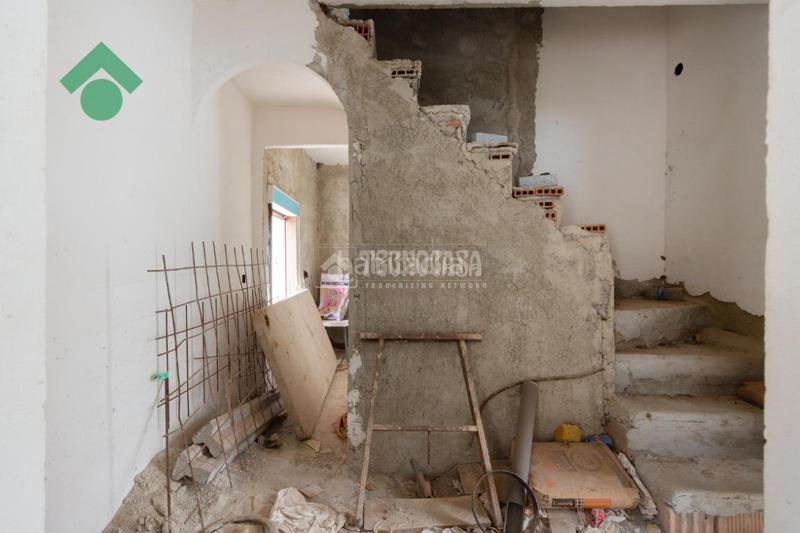 Foto 0a33a955-5789-4ad0-bfd1-8c146bea3a3d. Casa pareada casa en venta en Otívar