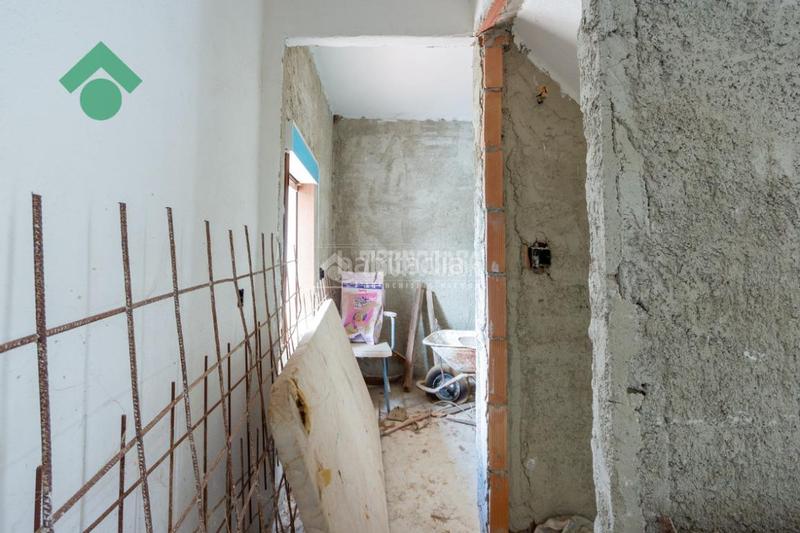 Foto 411d1a02-9109-4d99-bac6-b69c3d49013e. Casa pareada casa en venta en Otívar