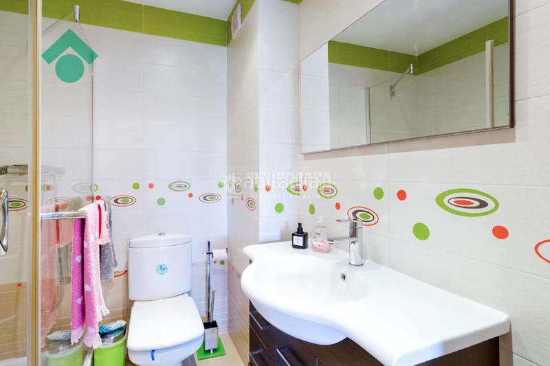Foto d3ce2f53-8331-4ced-9f8a-9577d3771d10. Piso  en venta en Almuñecar centro Almuñécar