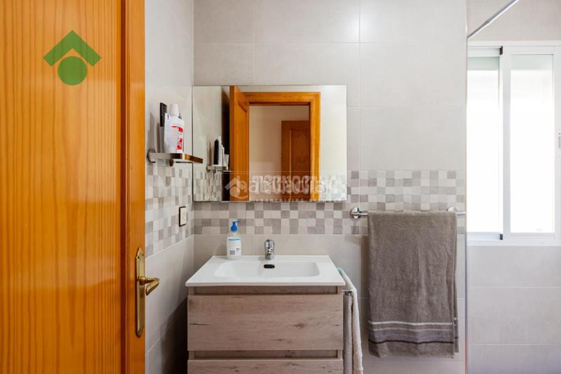 Foto dbce316b-9089-4729-a701-cc9c15248b84. Piso  en venta en Almuñecar centro Almuñécar
