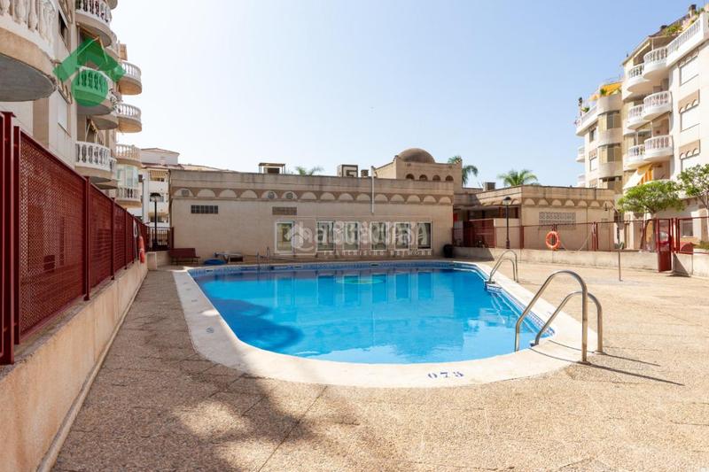 Foto f6911470-a6fe-4719-a2c5-8110f7827401. Piso  en venta en Almuñecar centro Almuñécar
