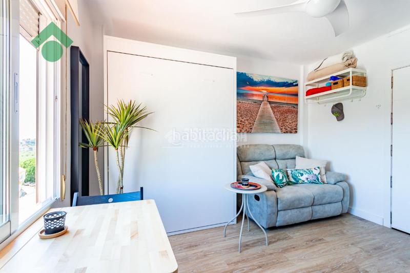 Foto f2527b43-8d33-43b6-86fe-21814fc88a42. Rent studio with parking in Almuñecar centro Almuñécar