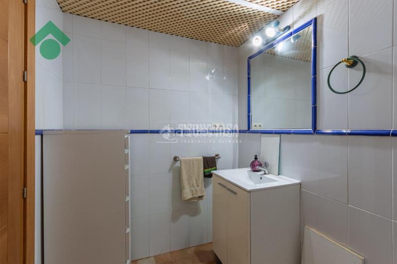 Foto 74c8c899-f2f6-4baa-a3f8-0b3914edf376. Piso  en venta en Cotobro Almuñécar