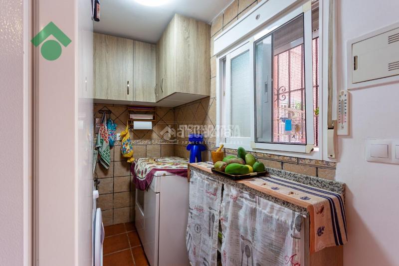 Foto a504e319-ebf7-4e23-9c9b-85dbd61de7e2. Piso  en venta en Almuñecar centro Almuñécar