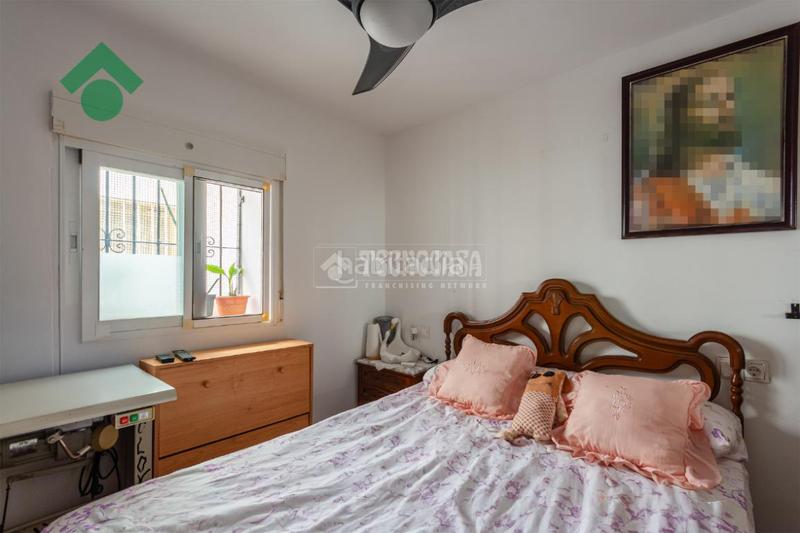 Foto c4151f67-6ea9-4618-8bd6-05ac8c17d579. Piso  en venta en Almuñecar centro Almuñécar