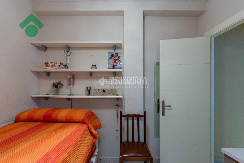 Foto 9509350e-af00-4085-b42d-ad793f99ee11. Piso  en venta en Almuñecar centro Almuñécar
