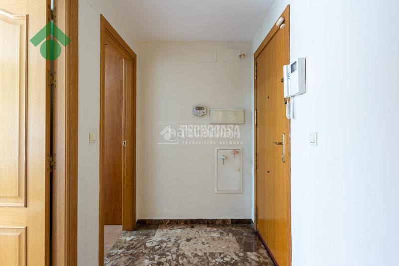 Foto 9bb693a3-aa1d-4e7b-a812-3208445c2780. Piso  en venta en Almuñecar centro Almuñécar