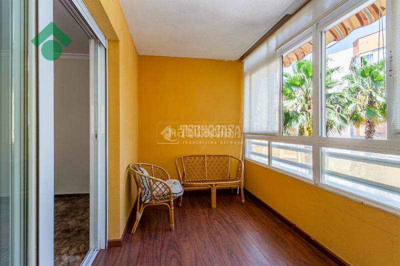 Foto a5973762-61e4-443b-88b5-f52231c59580. Piso  en venta en Almuñecar centro Almuñécar