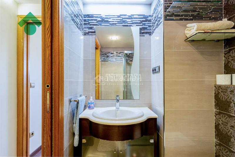 Foto d0d28385-94cf-40b3-bba3-453514607397. Piso  en venta en Almuñecar centro Almuñécar