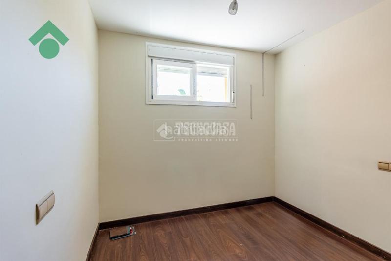 Foto f7f80e10-4f00-488b-aab0-07440e66e477. Piso  en venta en Almuñecar centro Almuñécar