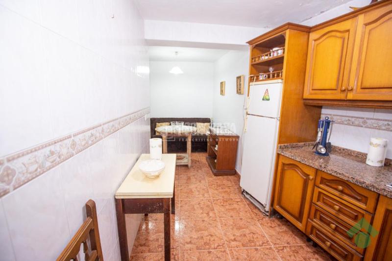 Foto 2296a3ec-6c27-405c-9a1b-063a0474f40c. Casa pareada casa en venta en Almuñecar centro Almuñécar